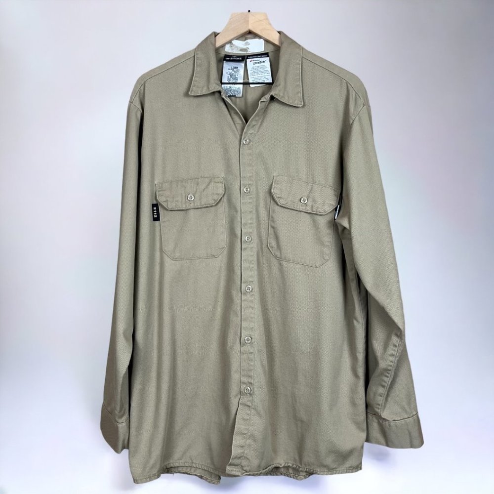 Aramark Khaki Long Sleeve Button Down Shirt Work Shirt Size Large
